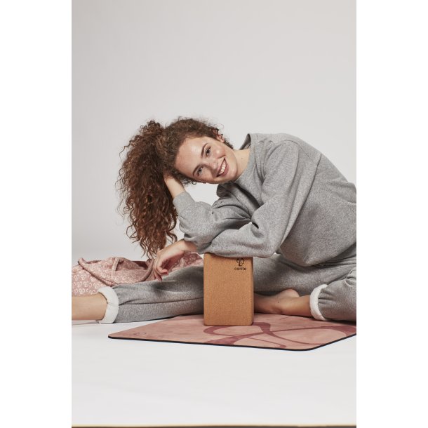 CARITESPORT WISDOM Yoga mtte + Balance Yoga block 